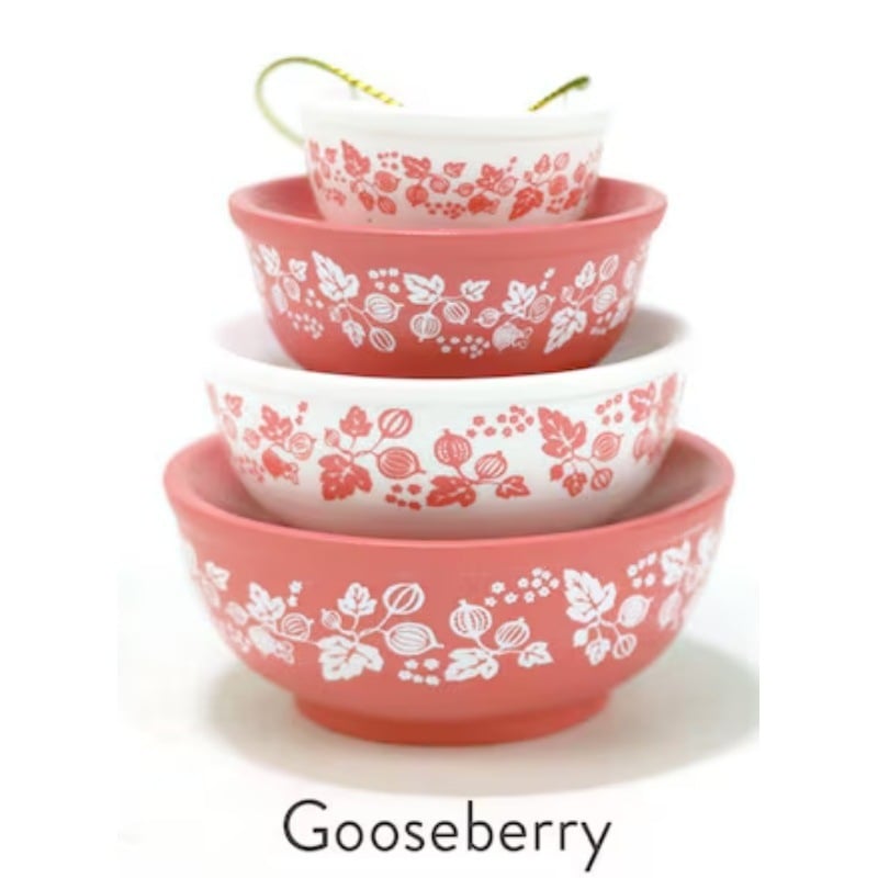 Vintage Stack Bowl Christmas Ornament – Classic Holiday Decoration